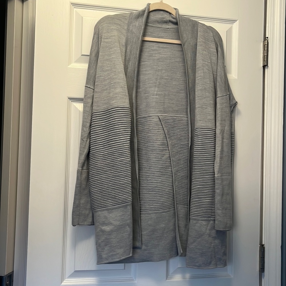 Lululemon Sit In Lotus Wrap Ii - image 1